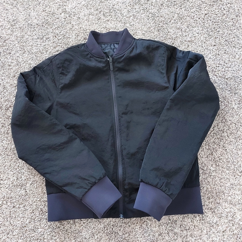 Lululemon reversible bomber